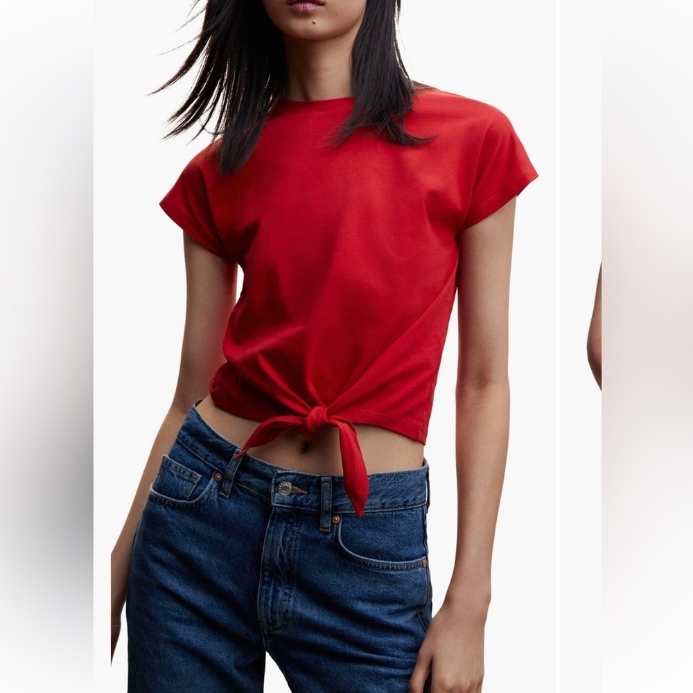 MNG Women’s red tie bottom crop t shirt size Xs